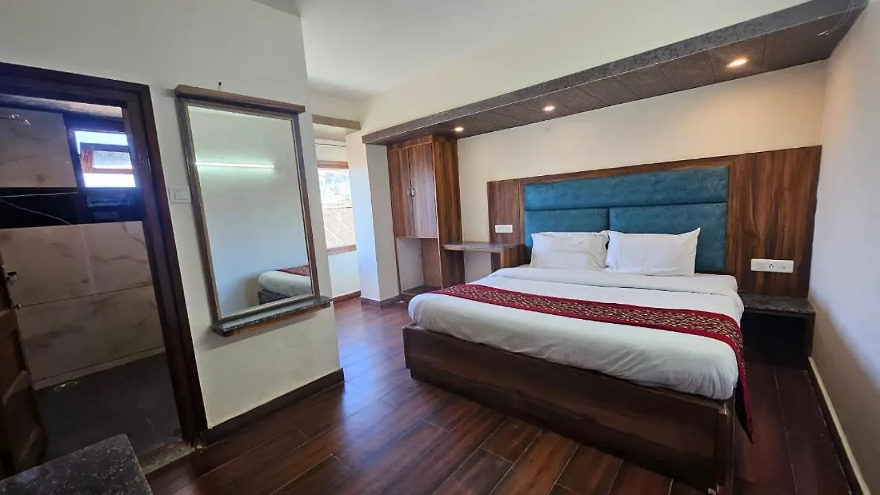 Hotel The New Pankaj-Newly Renovated-Near Mall Road- Free Pickup From Railway Station Simla